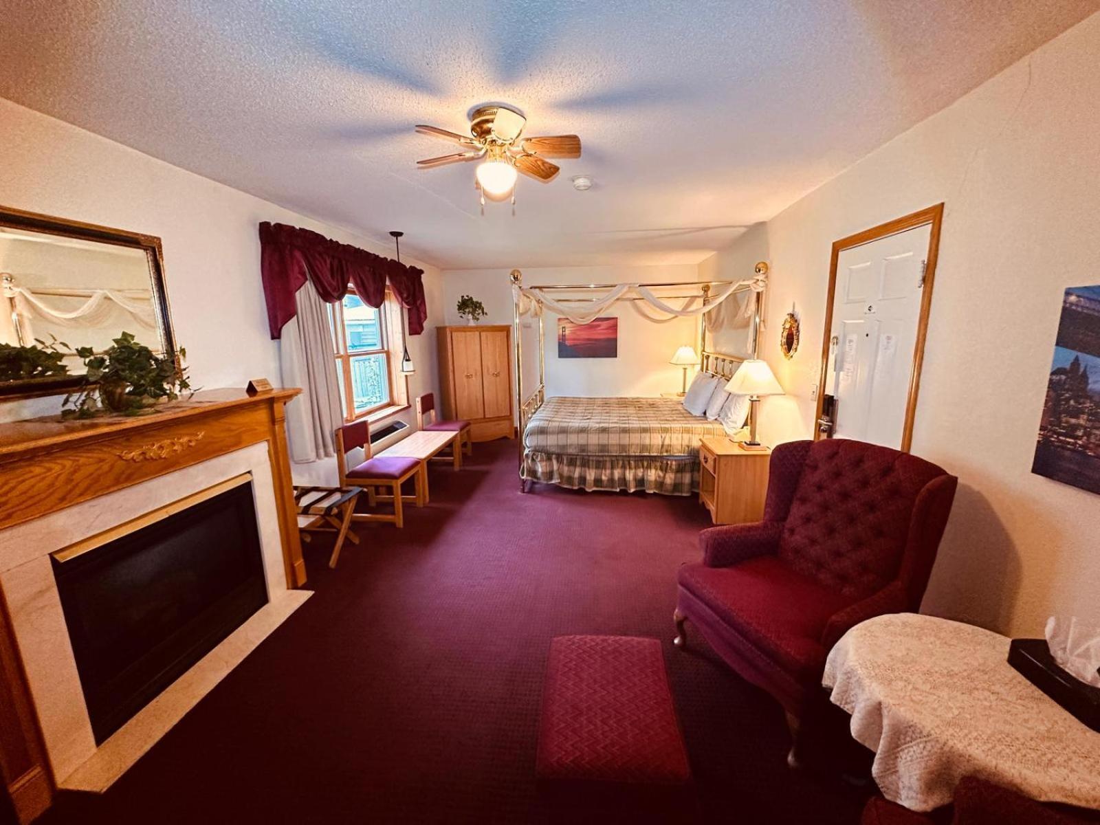 Amerivu Inn & Suites - St Croix Falls Saint Croix Falls Экстерьер фото